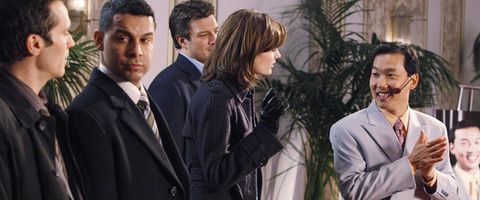 Castle-S2X13-Sucker-Punch-Le-contrat-BlogOuvert.jpg