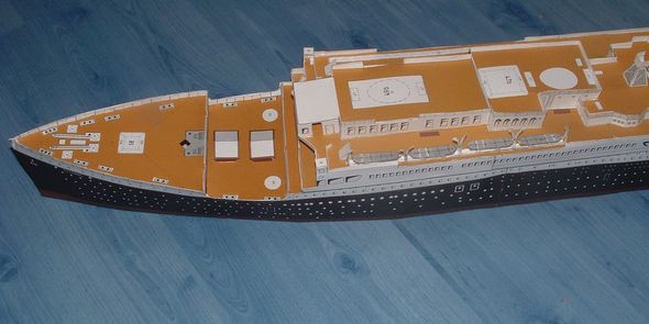 Maquette en carton - Page 6 Avant