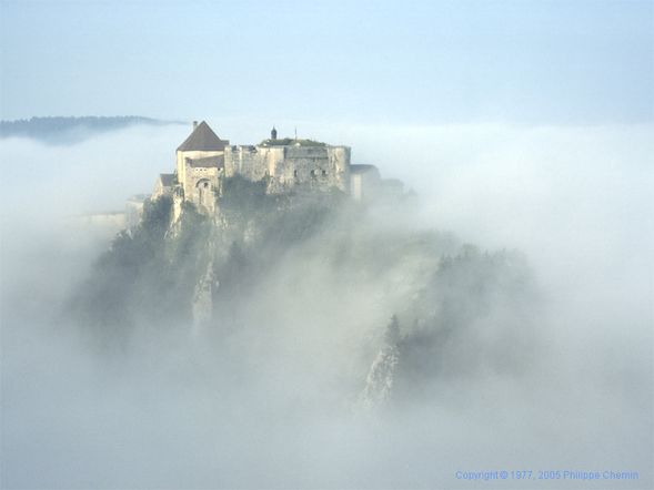 Ford-de-Joux-dans-la-brume-du-matin-Blog-de-Phil-copie-1.jpg