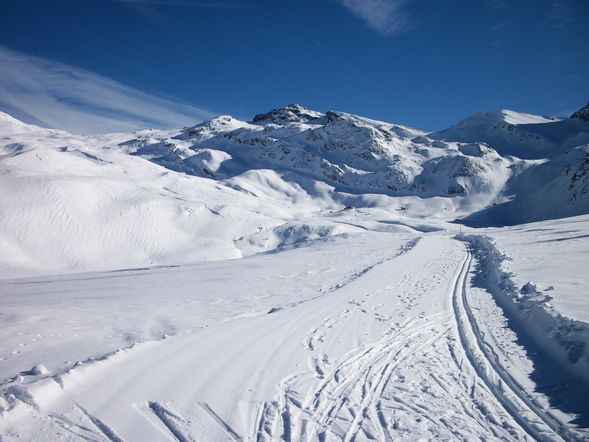 100 0228 vers refuge de la blanche