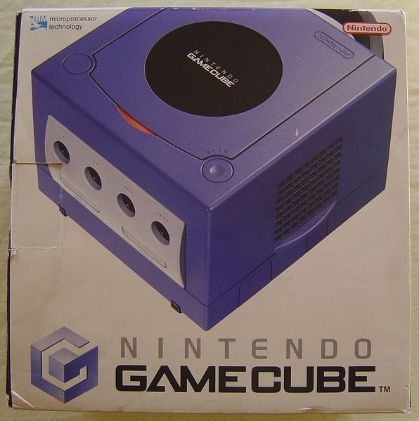 Nintendo---Game-cube---Boite-violette-.JPG