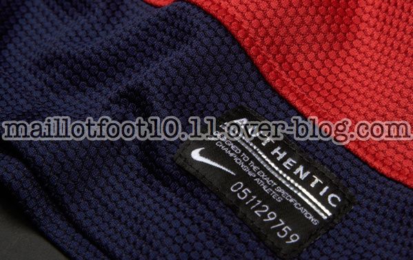 http://img.over-blog.com/599x378/3/88/03/34/maillots-2012-2013/2012-2013-maillots/2012-2013-maillots/maillots-2012-2013-psg.jpg