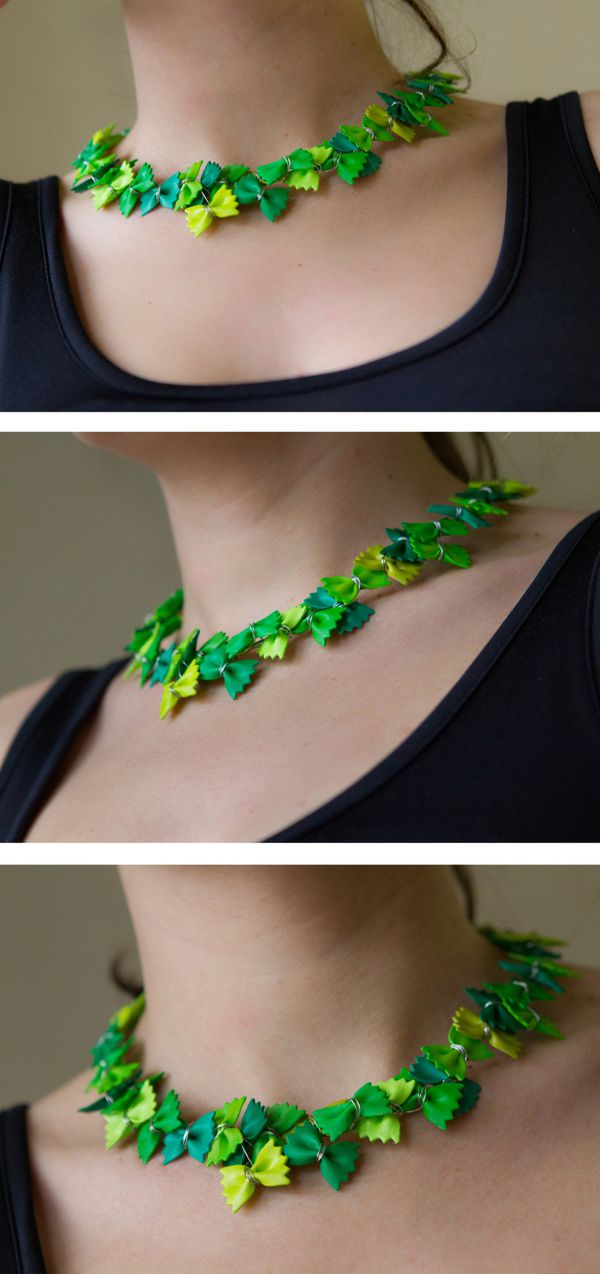 Collier de pâtes vert