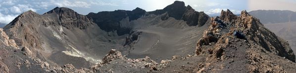 Pico_de_Fogo_Krater---Kogo-W.jpg