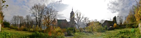 Pano-Chateau-Aigremont.jpg