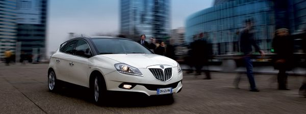 Lancia Delta 2008