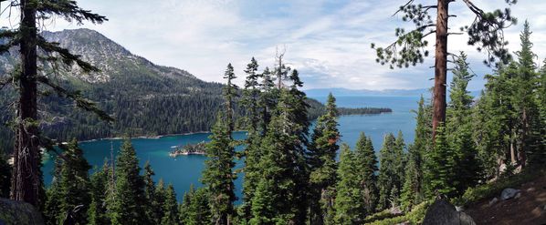 Lac-Tahoe-Emerald-Bay-pano.jpg