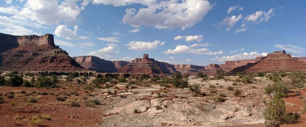 White-Rim-trail-pano-1.jpg