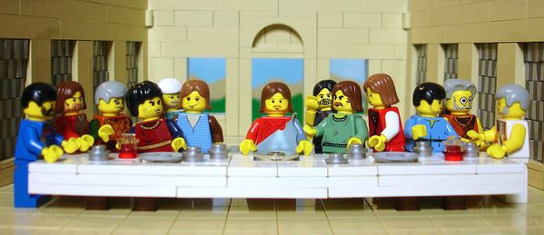 the_brick_testament_-_the_last_supper_-_800x346.jpg