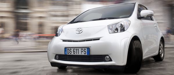 Toyota iQ