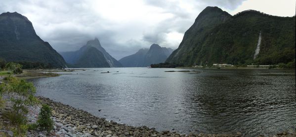 panorama milford sounds 2