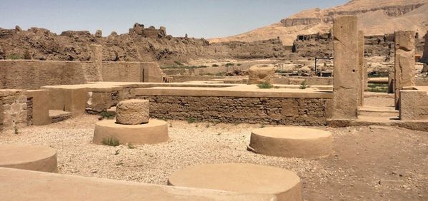 Le peuple de Aad, bâtisseur de l'Égypte ? Palais-de-Medineh-Habou