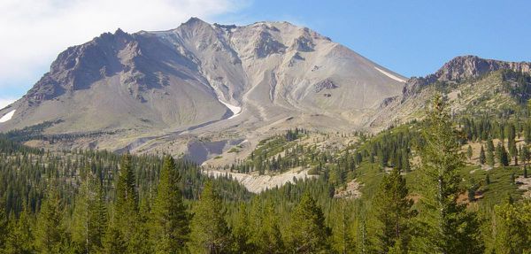 Lassen_Peak_from_Devastated_Area-1200px.JPG