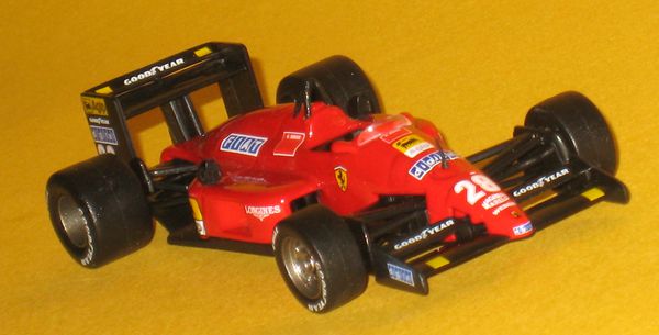 F187 (1987) Gerhard BERGER - 7