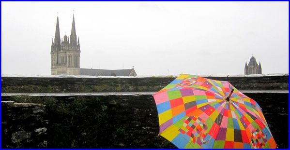 parapluie-cathedrale-s.jpg