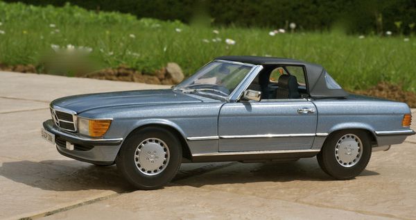 MERCEDES 300 SL CABRIOLET BLEU NOREV 05