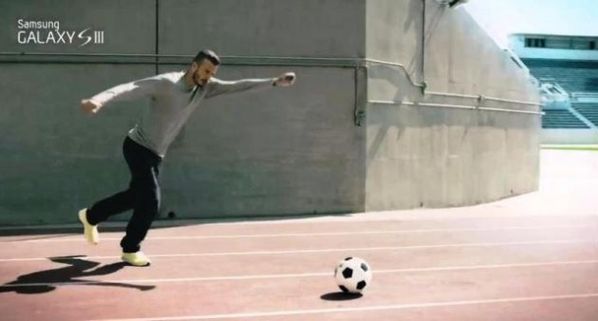 David-Beckham---Samsung-Galaxy-S-III.jpg