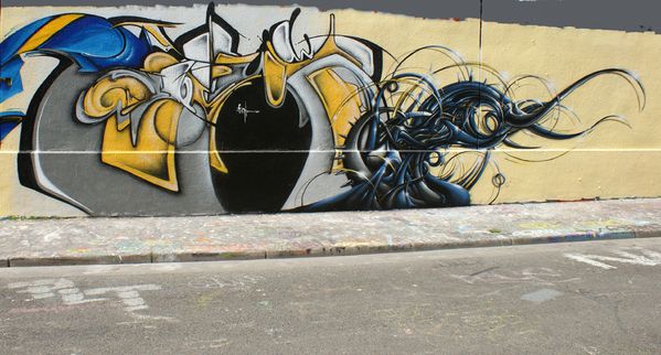 4392 rue des pyrenees 75020 15 avril 2011