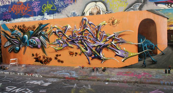 4251 rue des pyrenees 75020 06 avril 2011