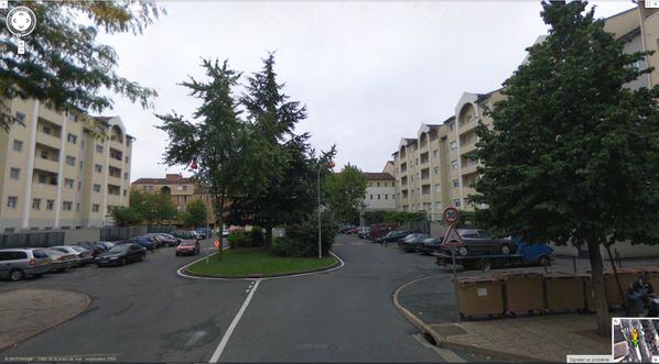 Le Garet - Place Louise Michel - Villefranche sur Saône