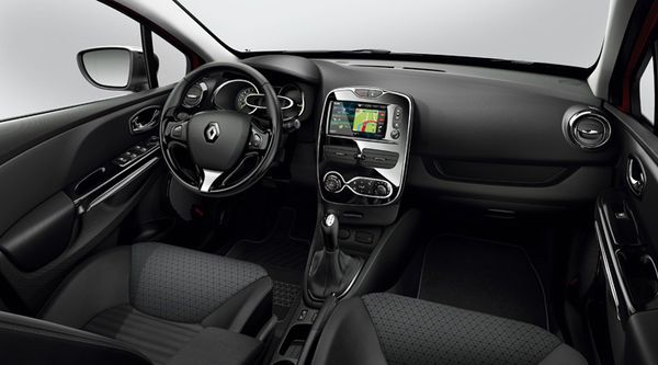 Renault Clio IV 07