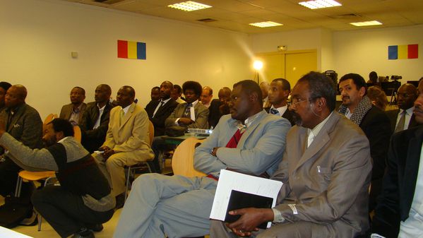 Conference_opposition_tchadienne_a_Paris_le_12.03.2011_phot.jpg