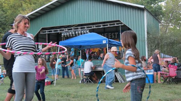 Katie-Sunshine-hula-hoop.jpg