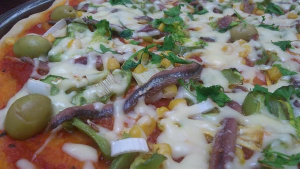 Pizza-aux-anchois-0101.jpg