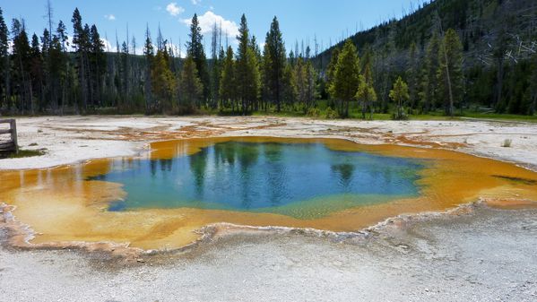 Jour 10 Yellowstone Black Sand Basin Emerald Pool