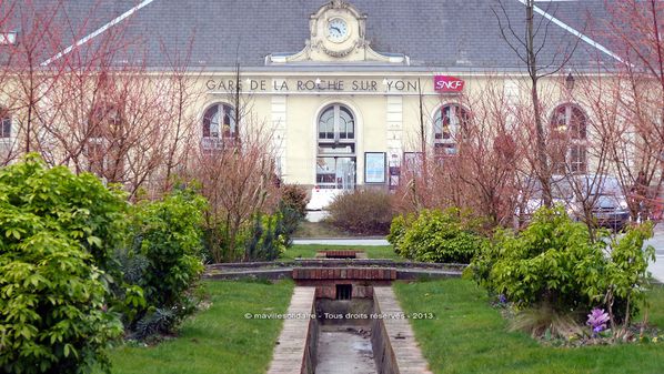 Gare la Roche sur Yon aménagement parvis (1)