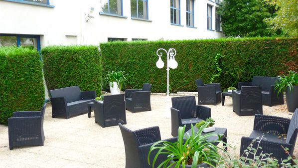 terrasse-hotel-HI-Blois-1.JPG