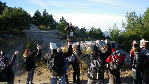 42--Gilbert-joue-les-orateurs.JPG