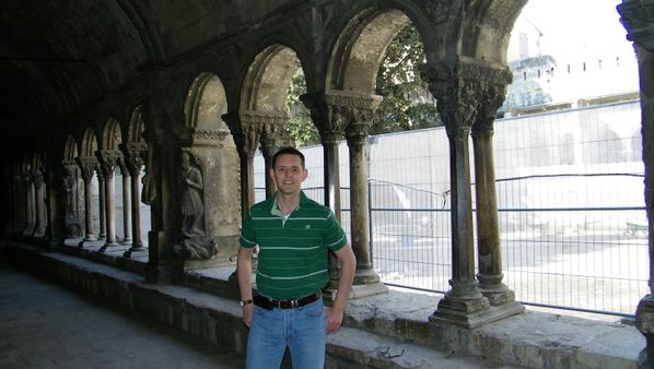 081 Arles,