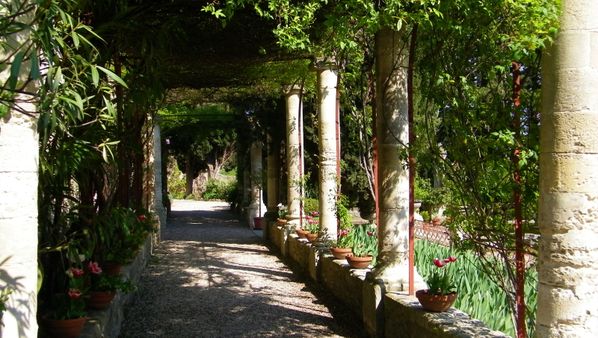 144 Villeneuve-lès-Avignon,