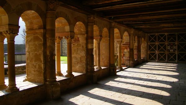 041 Cloître, L'abbatiale Sainte-Foy, Conques