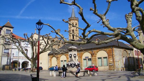 138 Millau, Place Foch