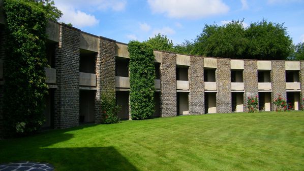 2613 Le cimetière militaire allemand de Mont-de-Huisnes, H