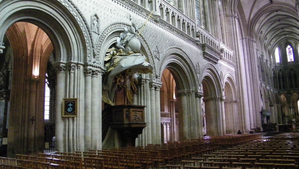 245b Notre-Dame Cathedral, Bayeux