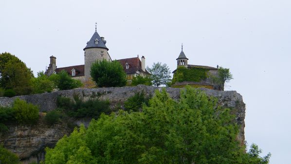 028 Château de Belcastel, Lacave