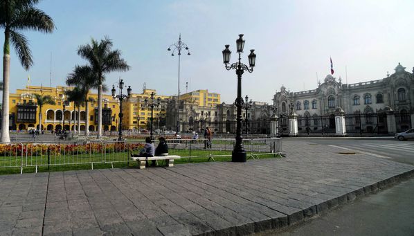 Lima Plaza de Armas pano 1