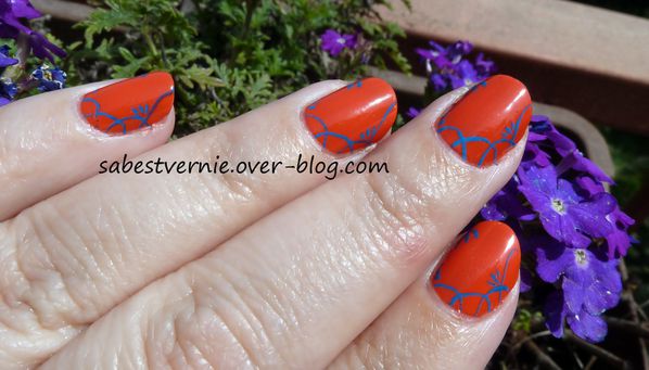 Nail-art-corail-et-bleu-3.jpg