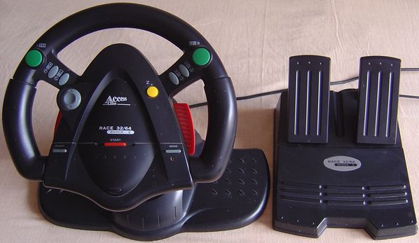 Volant-et-pedales-compatibles-PS-et-N64-.JPG