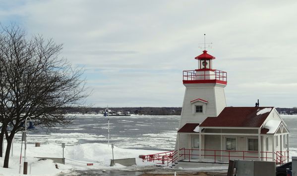 Trois-Rivières phare et St Laurent