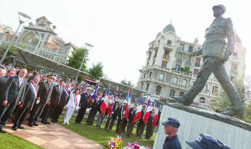 Image_NIC19Q820_RR_INAUGURATION_STATUE_DE_GA_13293090_.jpg