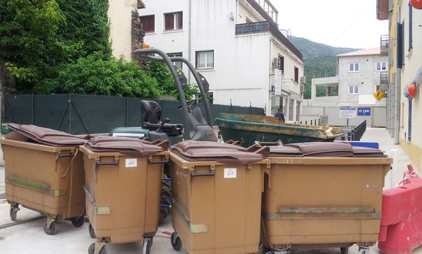 TRAVAUX PLACE OLLIVIER ACCES COMMERCES (9)
