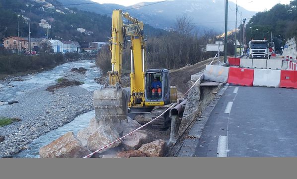 DEGATS CONTES TRINCOT ROSEYRE 06390 (11)