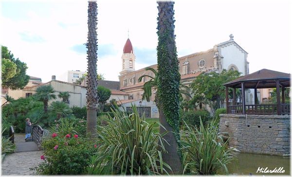 palavas-les-flots-12-b-eglise-et-jardin-public.JPG