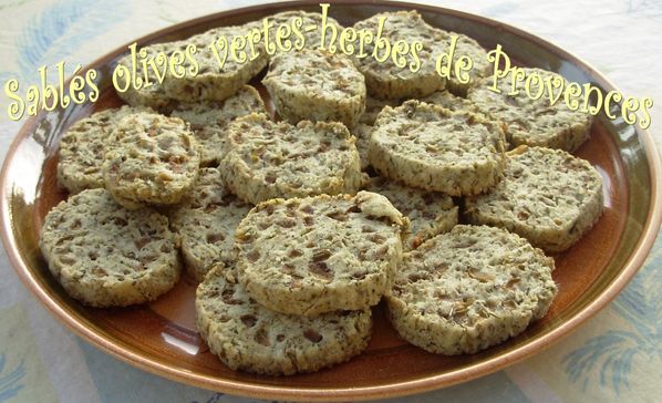 Sablés olives vertes-herbes de Provences2
