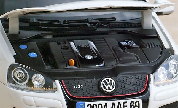 VW GOLF GTI COUPE BLANC NOREV20