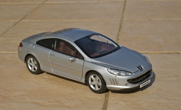 PEUGEOT 407 V6 COUPE GRIS NOREV31
